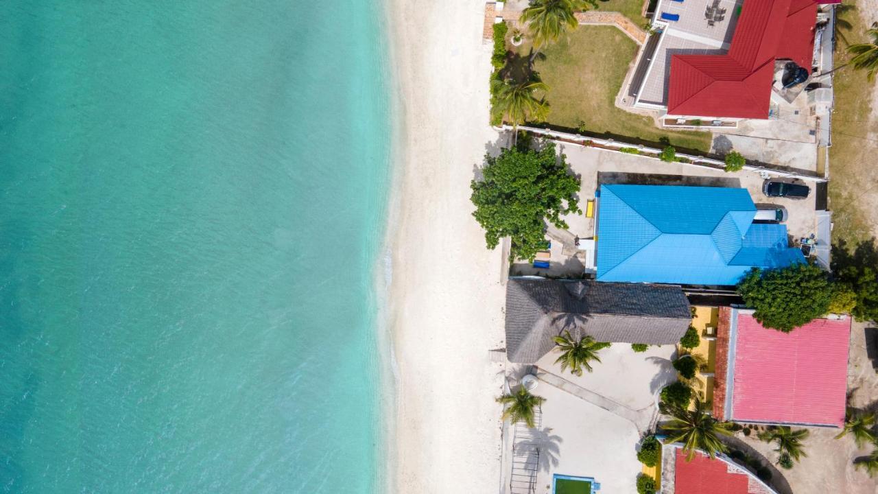Uroa Beach Lodge מראה חיצוני תמונה